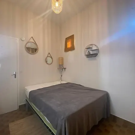 Proche De La Gare Appartement *